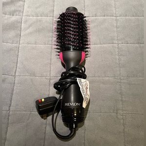 Revlon One-Step Volumizer Original 1.0 Hair Dryer and Hot Air Brush